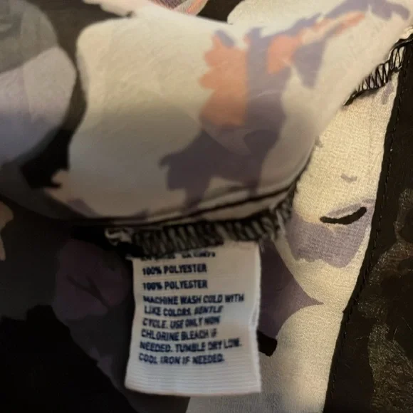 American Eagle black/pink floral sheer blouse XL - Picture 4 of 5